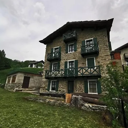 Holidays Home With Private Garden Holiday home